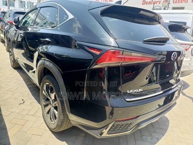 Lexus NX 300h FWD 2020 Black