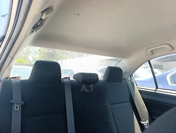 Toyota Axio 1.5 Hybrid 2WD 2019 Silver