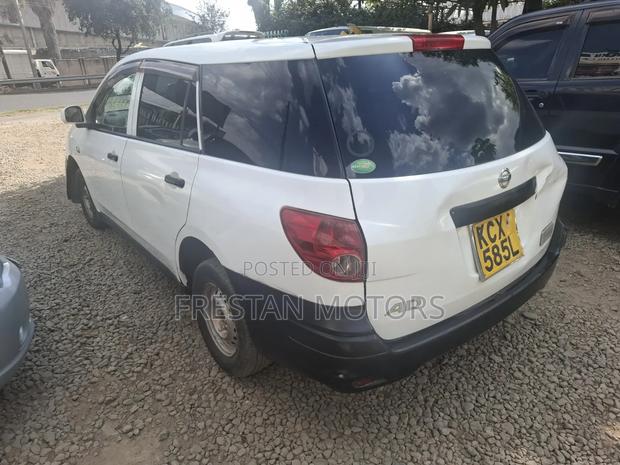 Nissan Advan 2012 White