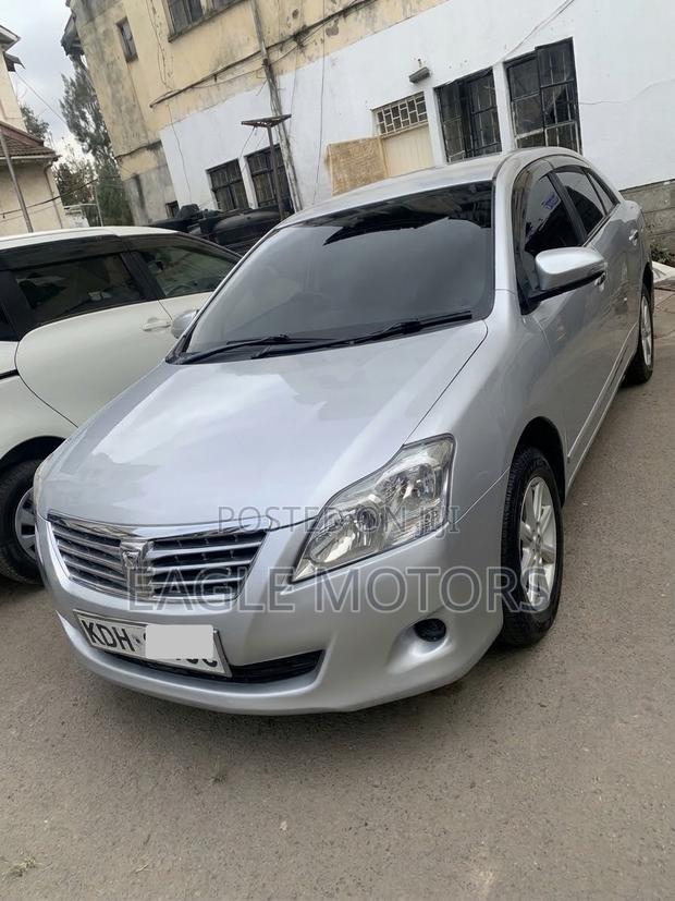 Toyota Premio 2014 Silver