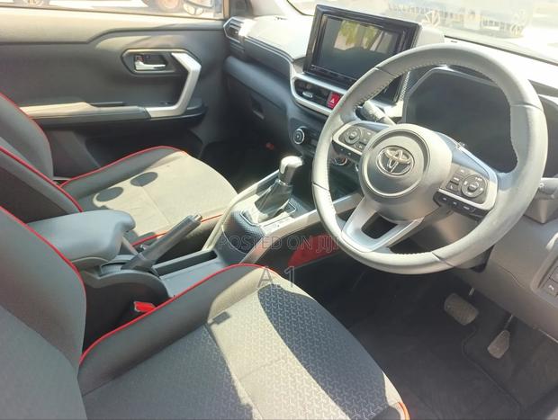 Toyota Raize 2020 Pearl