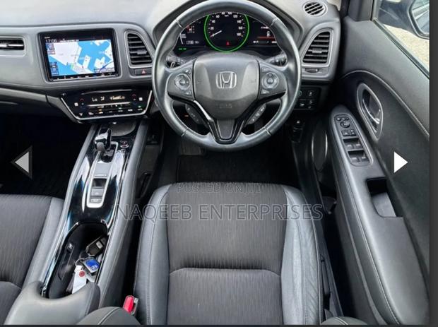 Honda Vezel 1.5 Hybrid 2WD 2020 Matt Black