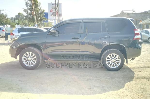 Toyota Land Cruiser Prado 2013 Black