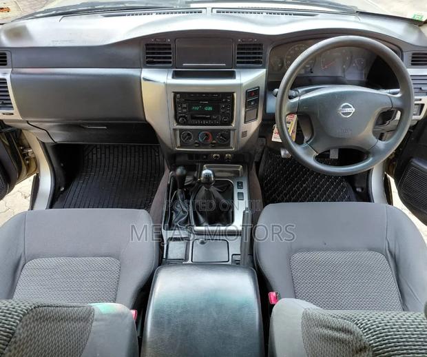 Nissan Patrol 2009 Silver
