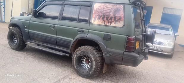 Mitsubishi Pajero Junior 1998 Green