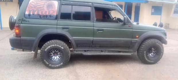 Mitsubishi Pajero Junior 1998 Green
