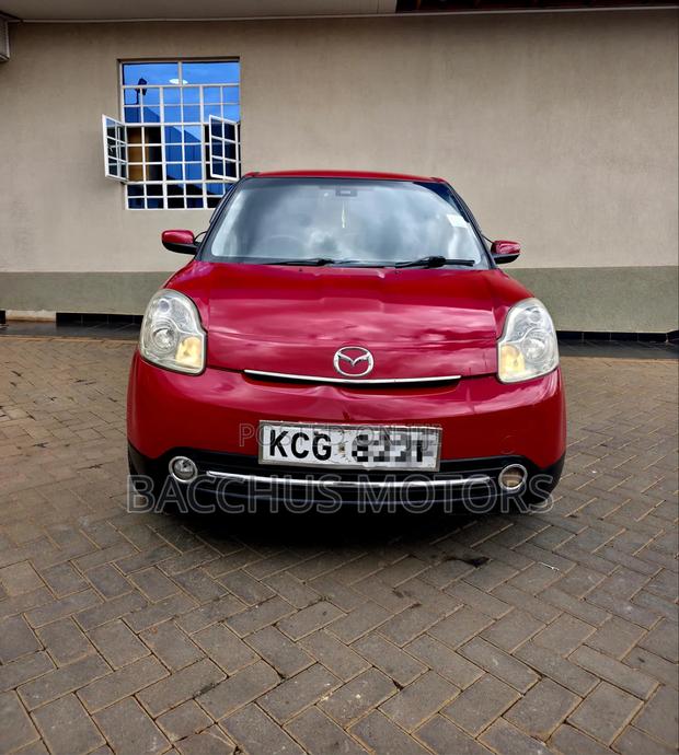 Mazda Verisa 2008 Red