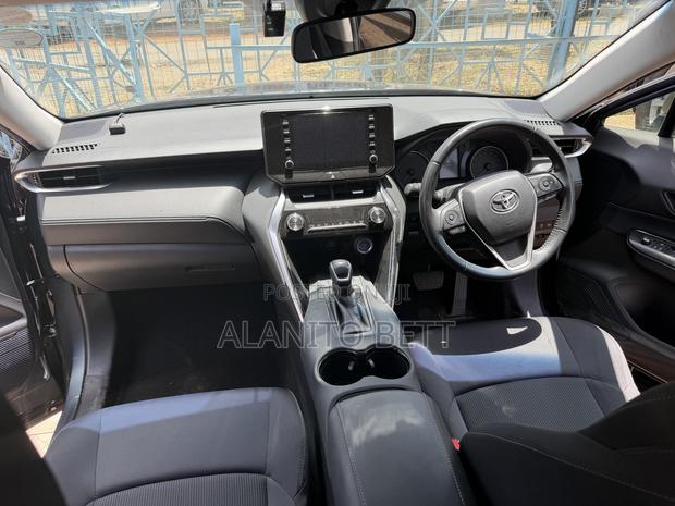 Toyota Harrier 2.5 Hybrid 2020 Blue