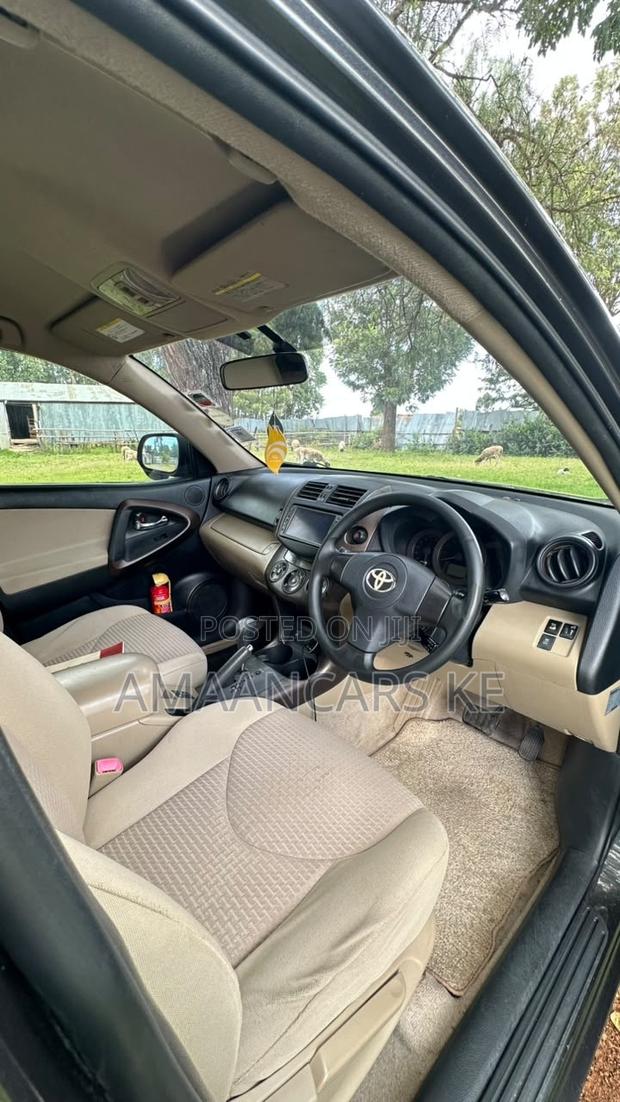 Toyota Vanguard 2009 Gray