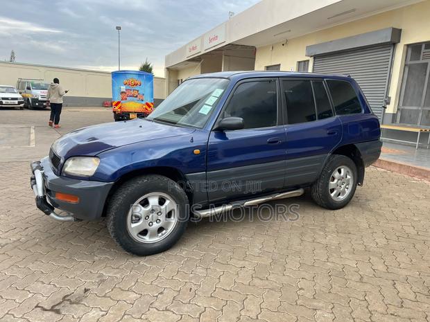 Toyota RAV4 2004 Blue