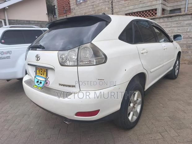 Toyota Harrier 2006 White