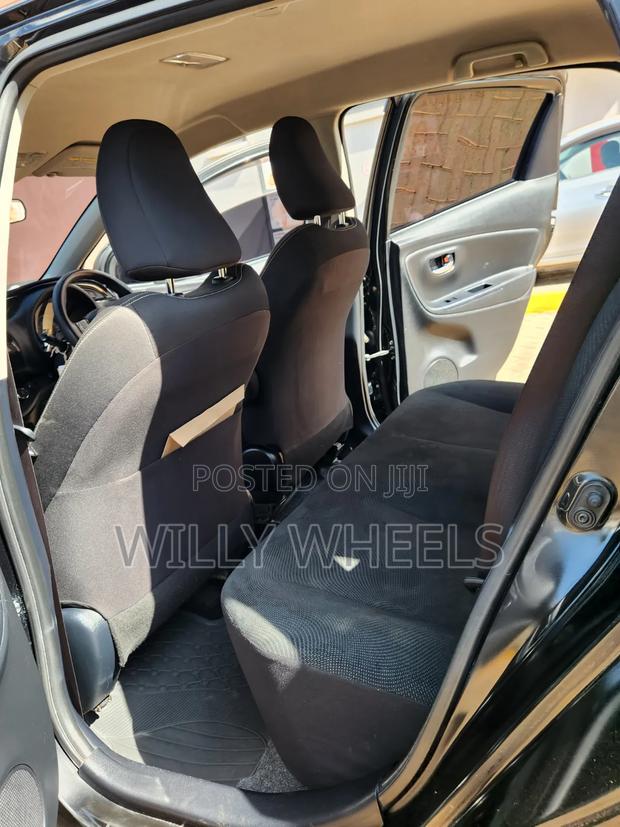 Toyota Vitz 1.3 FWD 5dr 2017 Black