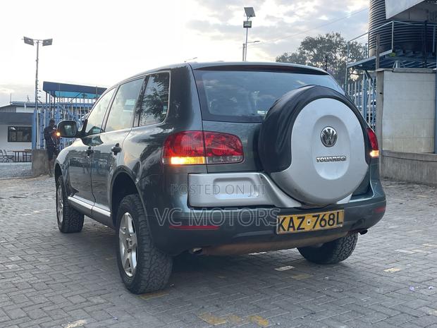 Volkswagen Touareg 3.0 V6 TDi Automatic 2006 Green