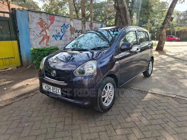 Daihatsu Mira 2015 Purple
