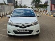 Toyota Vitz 2014 White for sale