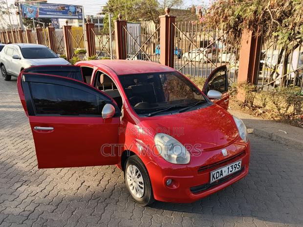 Toyota Passo 1.0 FWD 2014 Red