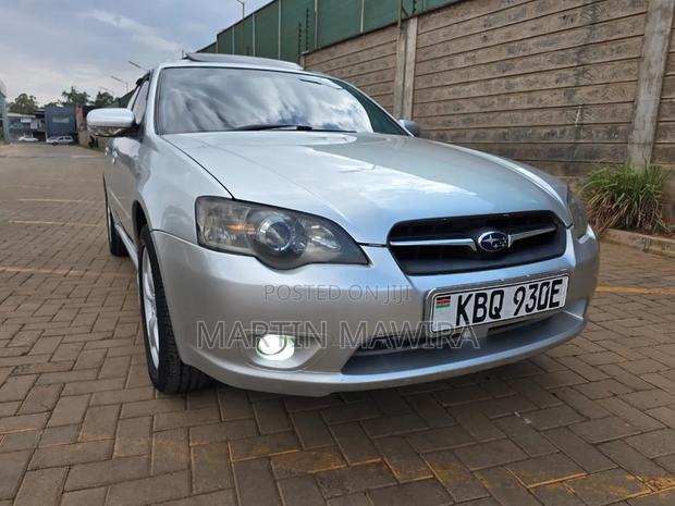 Subaru Legacy 2005 Silver