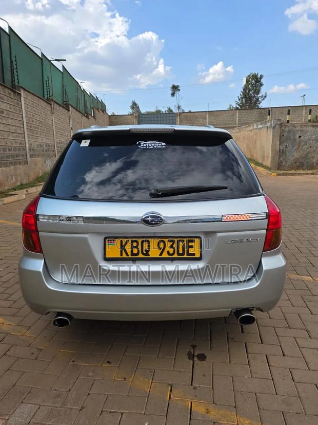 Subaru Legacy 2005 Silver