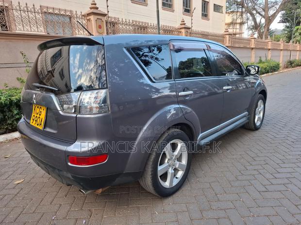 Mitsubishi Outlander 2.4 2008 Gray
