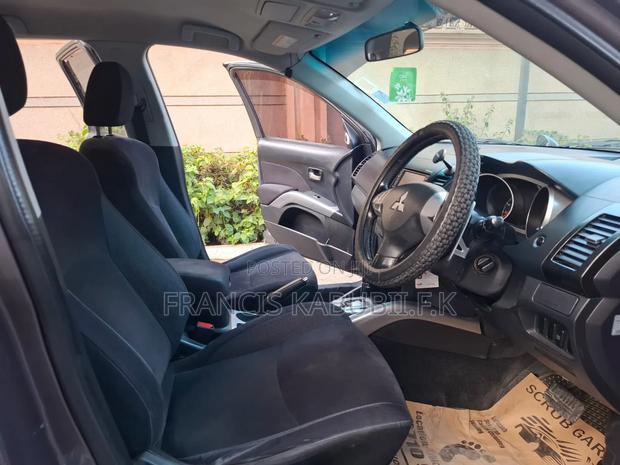 Mitsubishi Outlander 2.4 2008 Gray