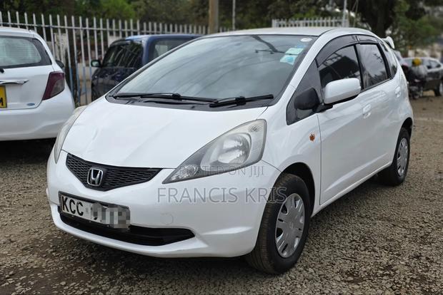 Honda Fit 2008 Pearl