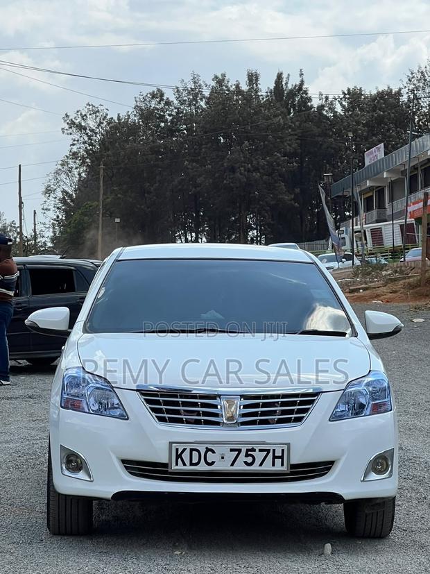 Toyota Premio 2014 White