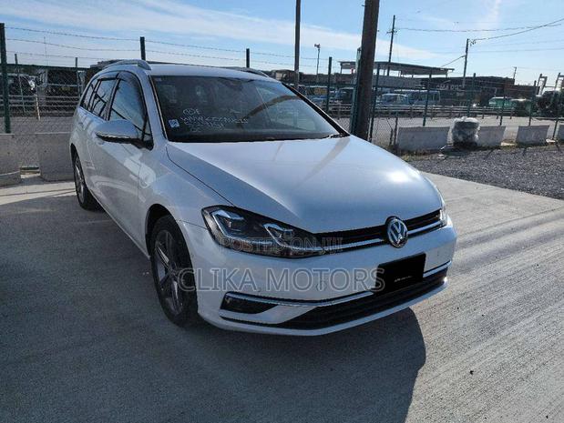 Volkswagen Golf Variant 2020 Pearl
