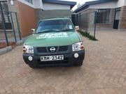 Nissan Hardbody 2010 Green for sale