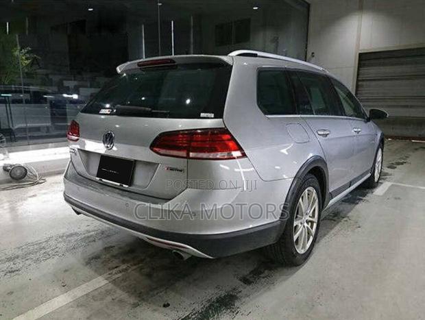 Volkswagen Golf Alltrack 2016 Silver