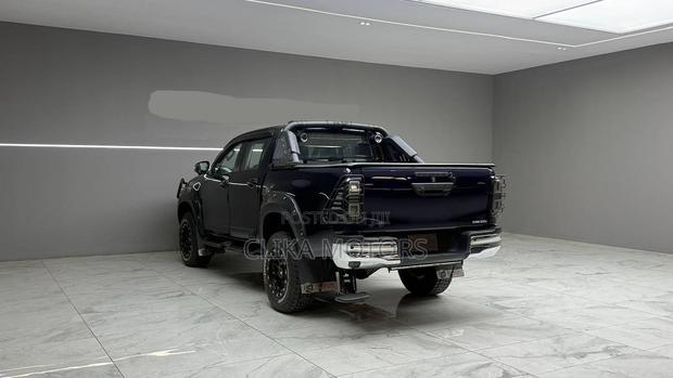 Toyota Hilux Revo Double Cab Deisel 2.4 AWD 2021 Purple