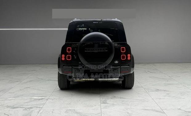 Land Rover Defender S 2021 Matt Black