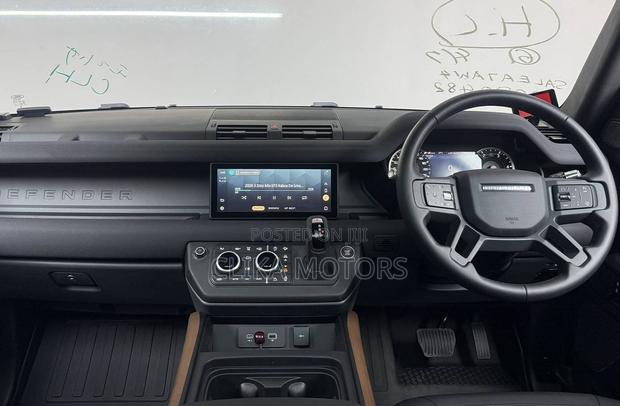 Land Rover Defender S 2021 Matt Black
