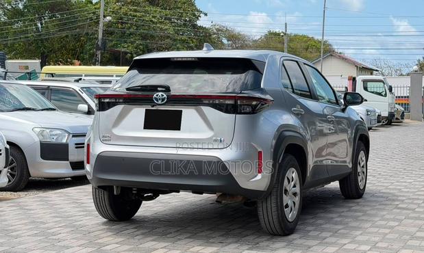 Toyota Yaris Cross 1.5 FWD 2021 Silver