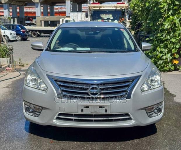 Daihatsu Rocky 2019 Silver
