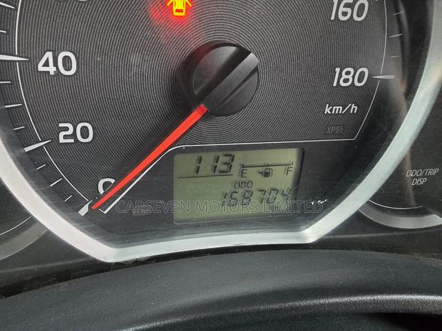 Toyota Vitz 2013 White
