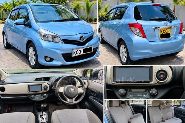 Toyota Vitz 2011 Blue