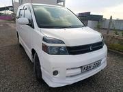 Toyota Voxy 2005 White for sale