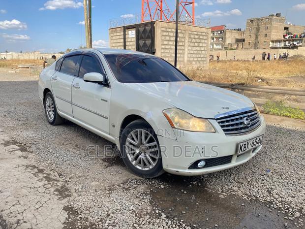 Nissan Fuga 2006 White