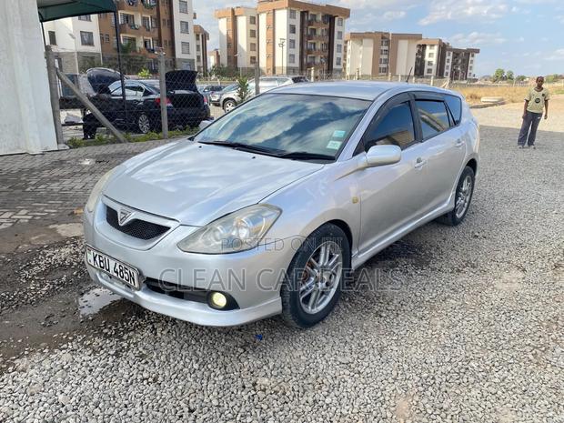 Toyota Caldina 2006 Silver