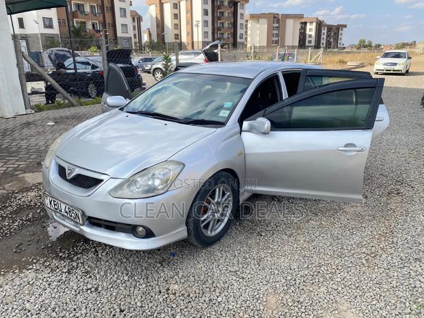 Toyota Caldina 2006 Silver