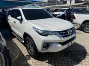 Toyota Fortuner 2.4 D AWD 2020 White for sale
