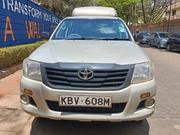Toyota Hilux 2014 Gold for sale