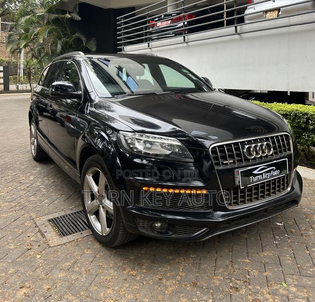 Audi Q7 2010 Black