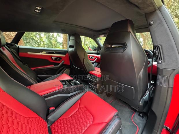 Lamborghini Urus Base 2019 Red