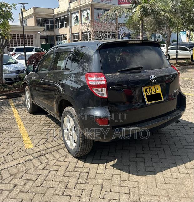 Toyota RAV4 2015 Black