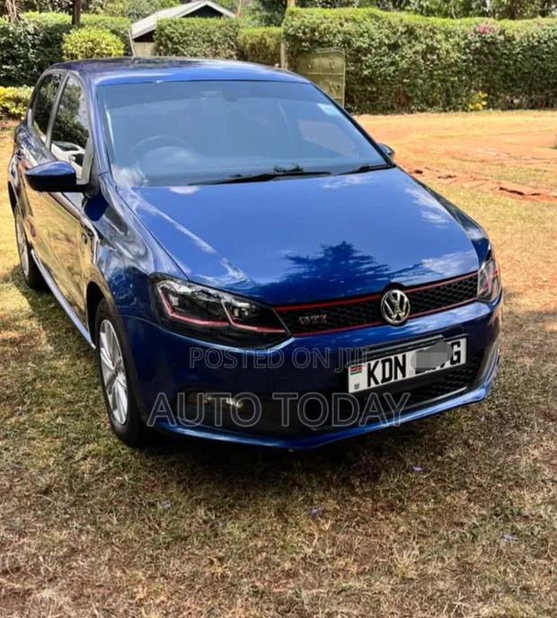 Volkswagen Polo 2022 Blue