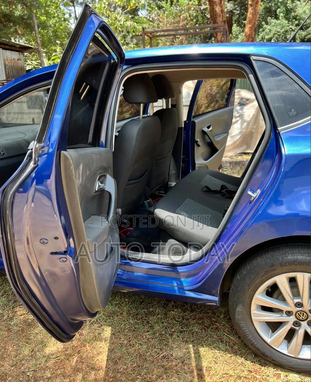 Volkswagen Polo 2022 Blue