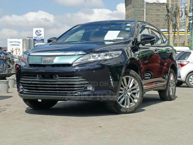 Toyota Harrier 2.5 Hybrid 4WD 2019 Black