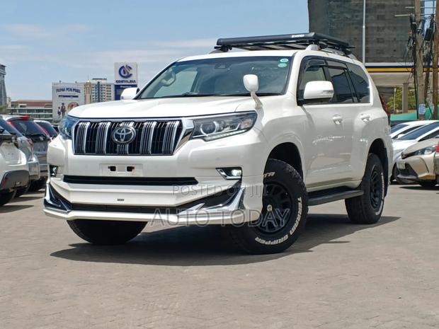 Toyota Land Cruiser Prado 2.8 2019 White