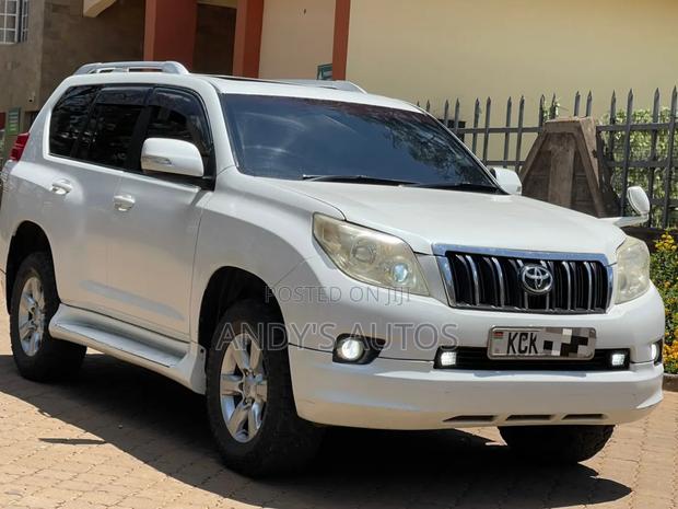 Toyota Land Cruiser Prado 2.7 i 2010 White